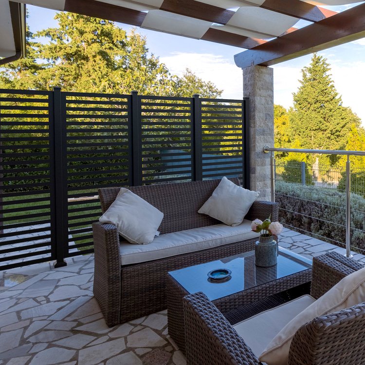 outdoor privacy screens