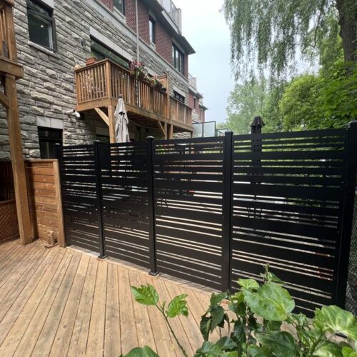 outdoor privacy screen installed on deck in mississauga